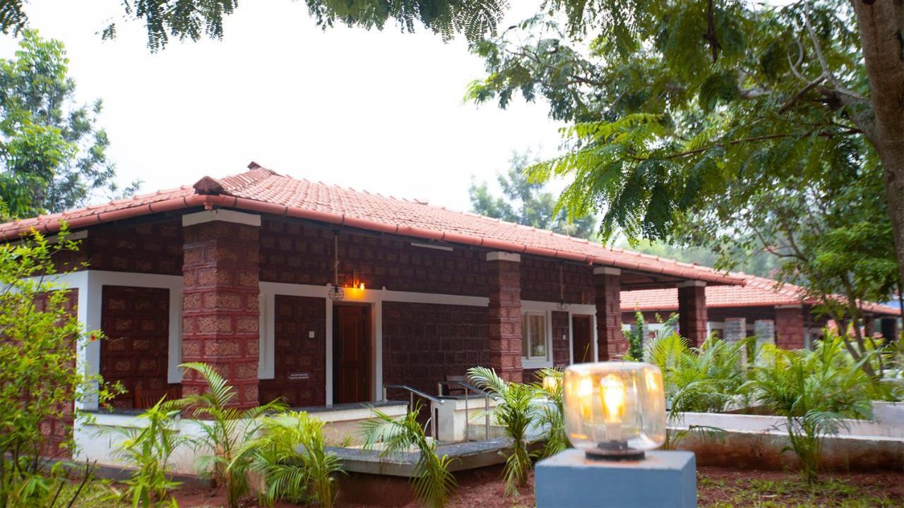 Aara Jungle Resort Coimbatore Esterno foto