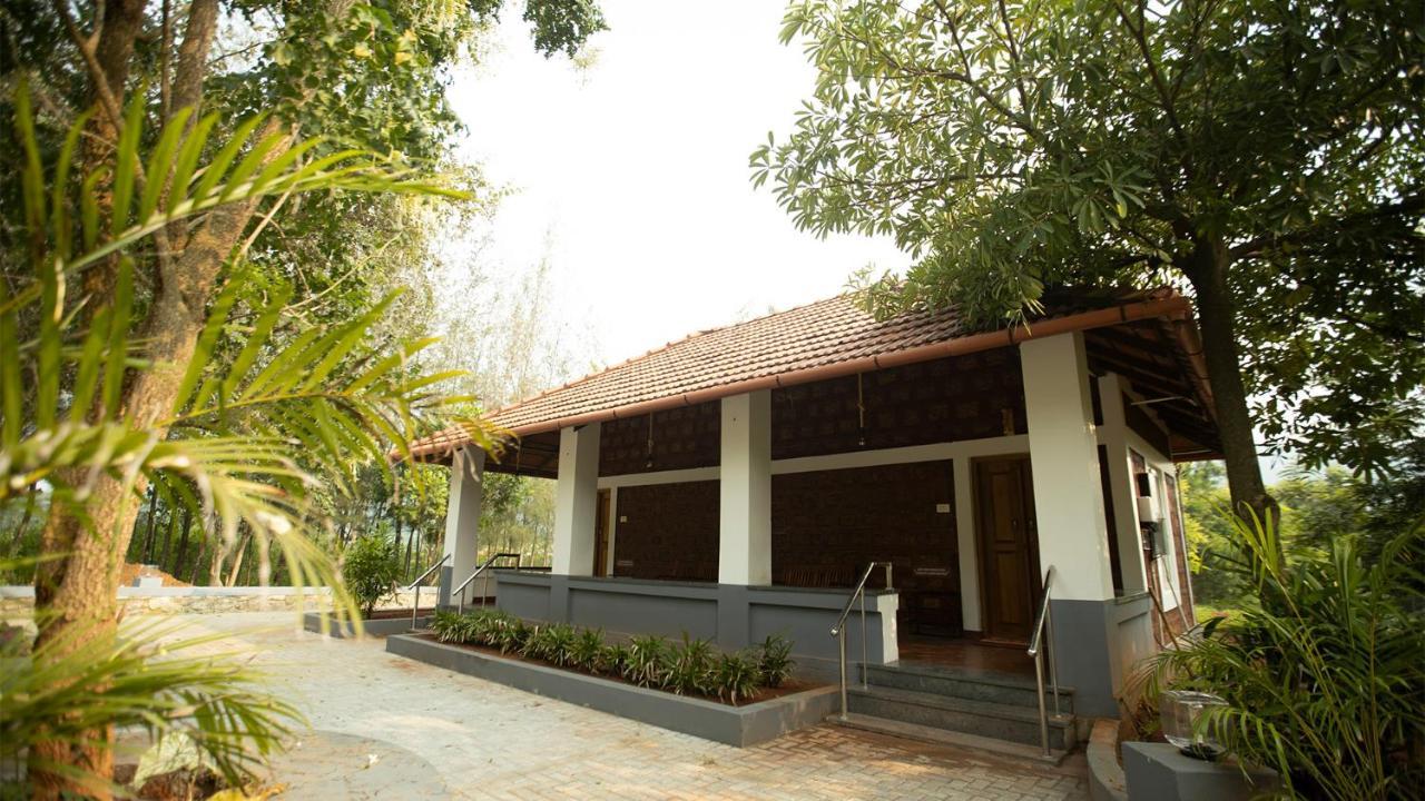 Aara Jungle Resort Coimbatore Esterno foto